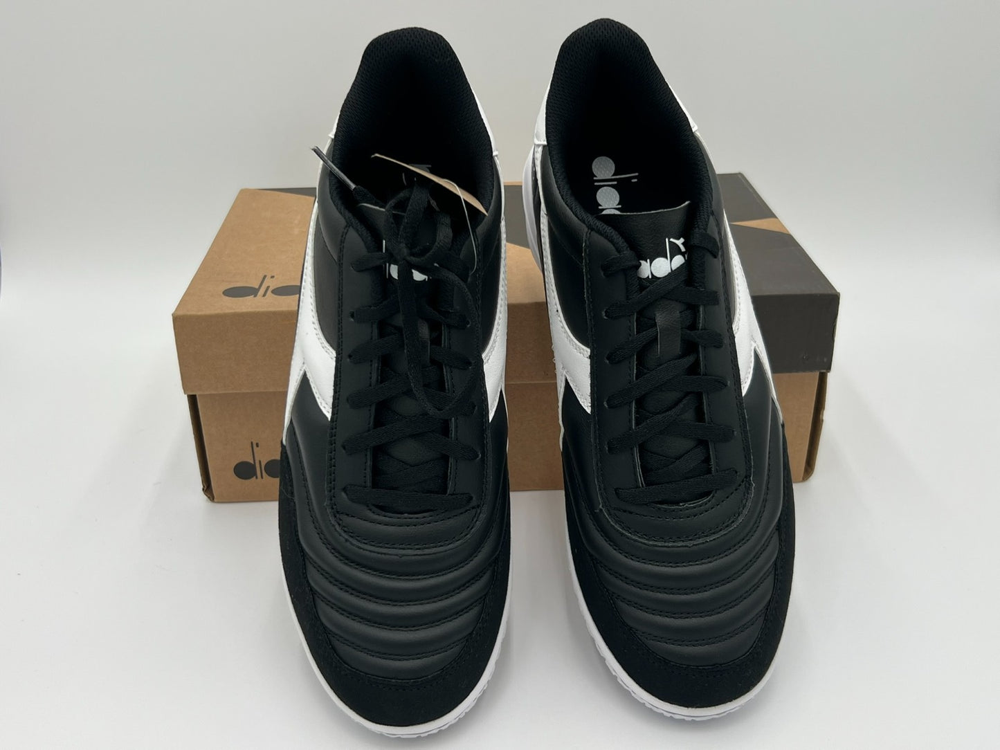 Diadora Calcetto GR LT ID Indoor Soccer Shoes Men’s Size 11.5 Black/White C0641