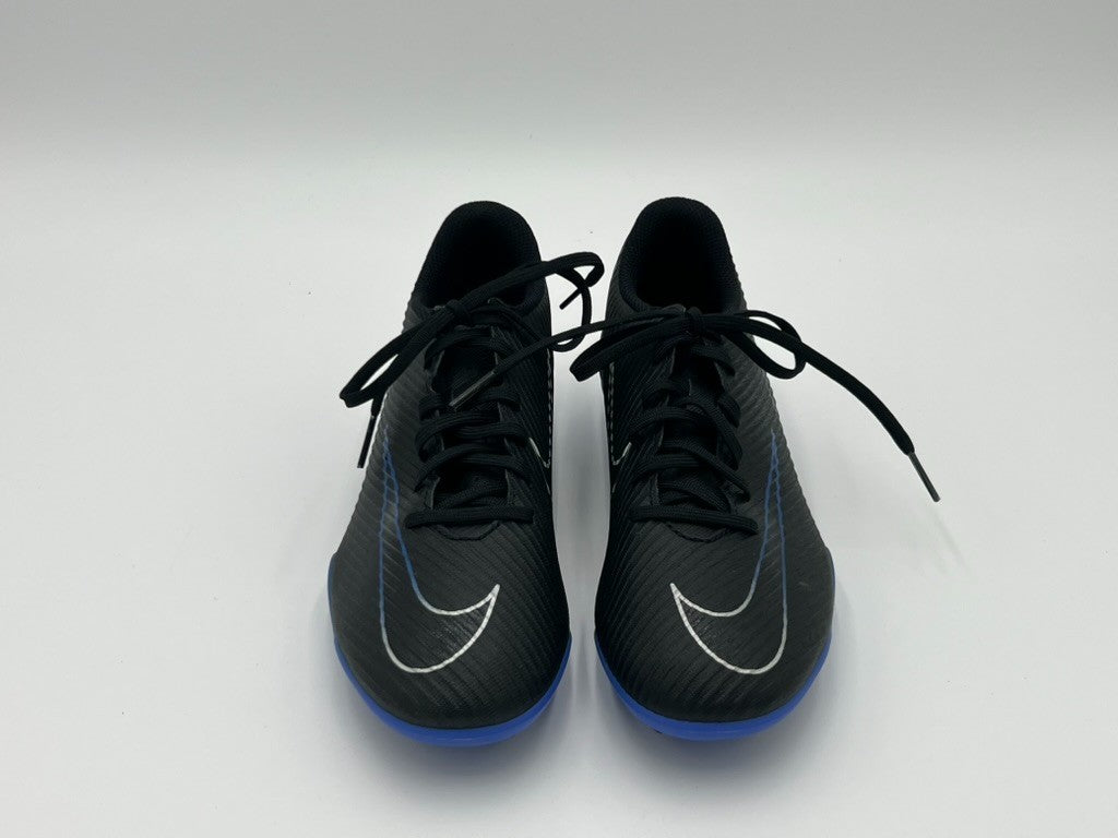 Nike Vapor 15 Club FG/MG Soccer Cleats Men’s Size 5 Women’s Size 6.5 Black/Chrom