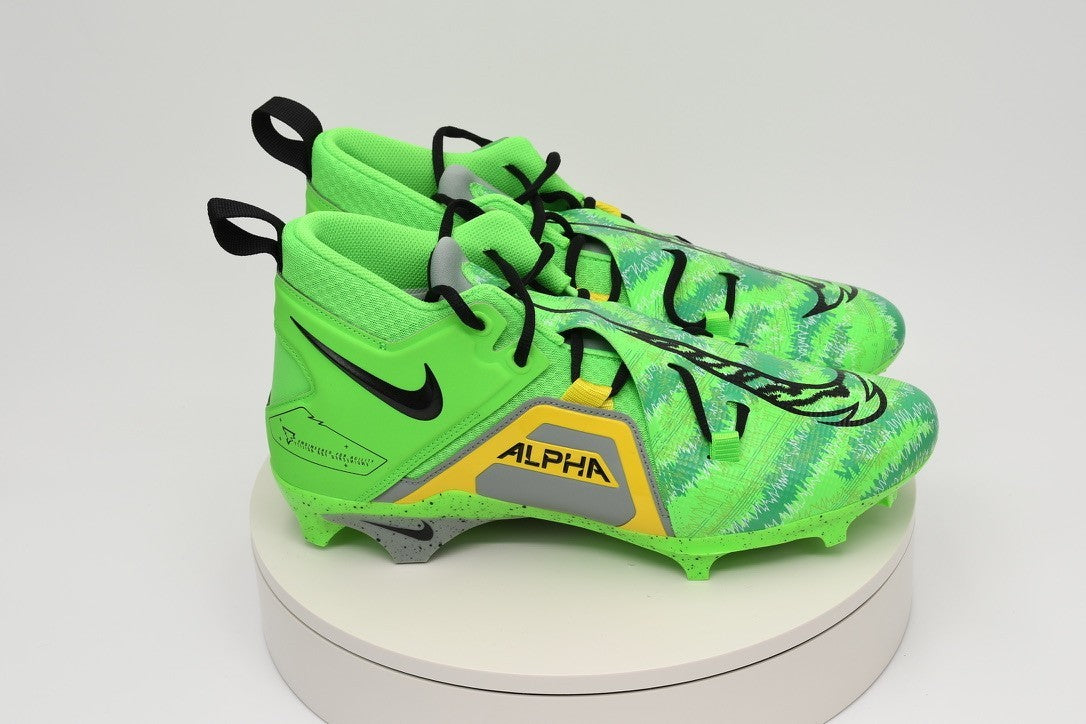 Nike Alpha Menace Pro 3 Football M 11.5 Green Strike/Black Cleats FB8442-303