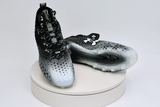 Under Armour UA Spotlight Clone 3.0 MC Men’s Football Cleats Sz 11.5 3026334-004