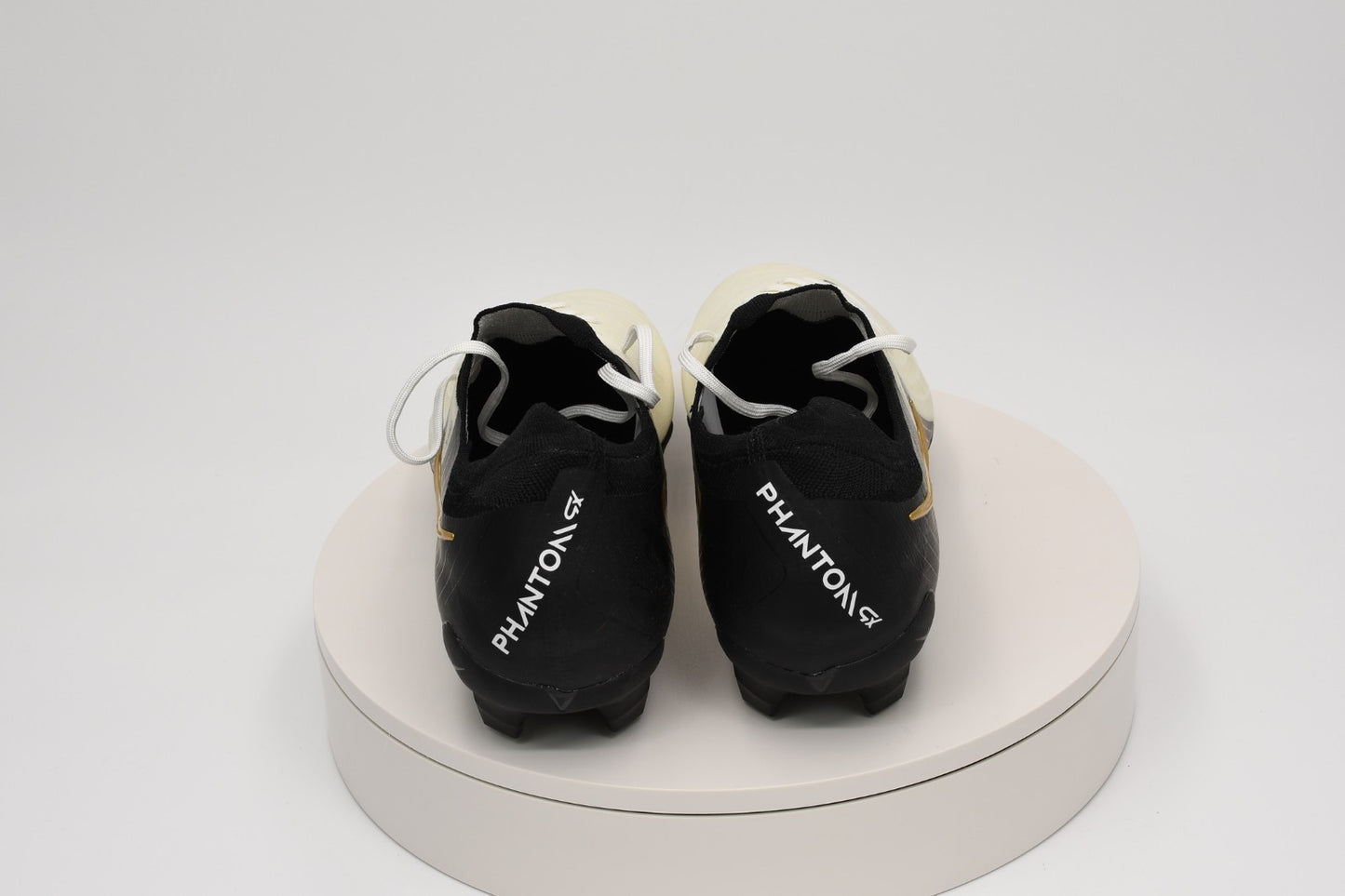 Nike Phantom GX II Pro FG Soccer Cleats US M Size 13 FJ2563-100