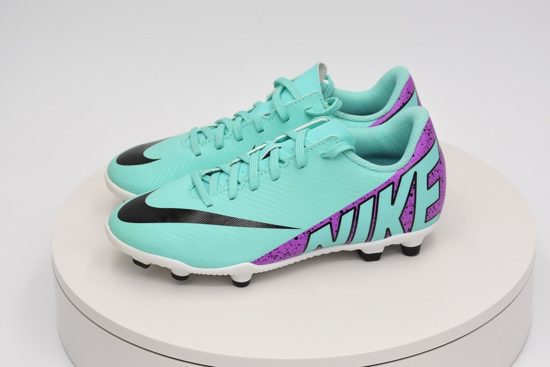 Nike Jr. Vapor 15 Club FG/MG Soccer Cleats Kids Size 1Y DJ5958-300