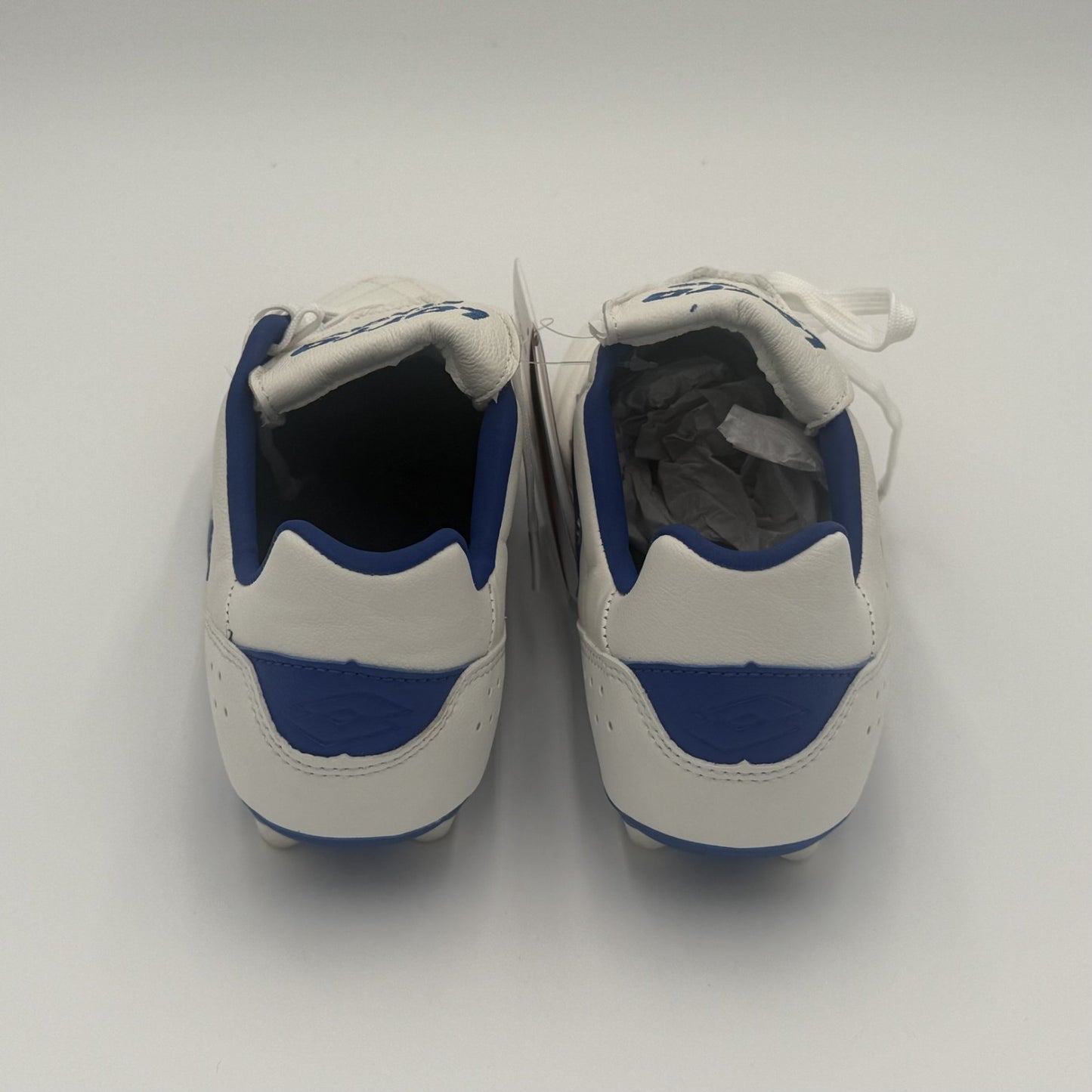 LOTTO ' STADIO 200 III FG ' WHITE/PACIFIC BLUE ' UNISEX SIZE 6.5 ' SOCCER CLEATS