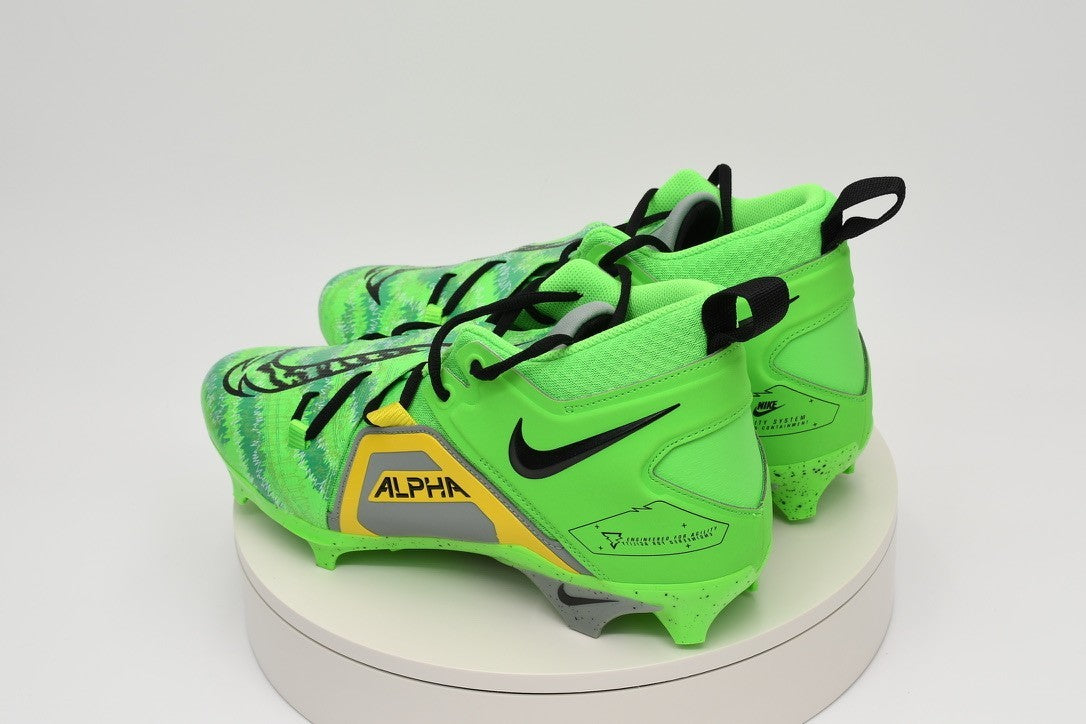 Nike Alpha Menace Pro 3 Football M 11.5 Green Strike/Black Cleats FB8442-303