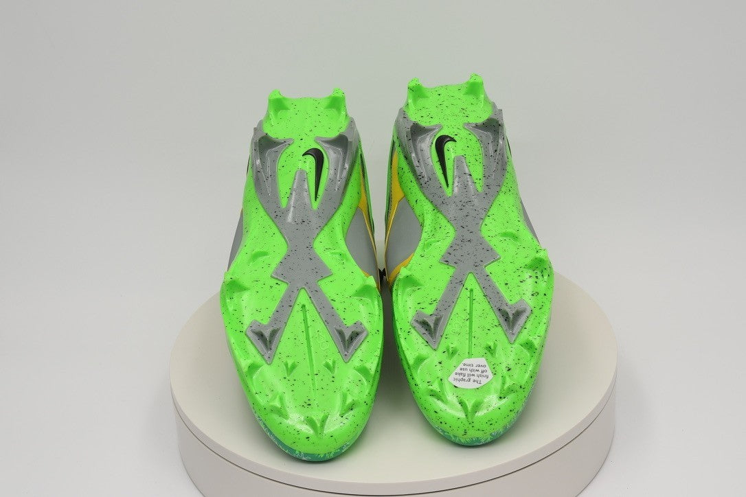 Nike Alpha Menace Pro 3 Football M 11.5 Green Strike/Black Cleats FB8442-303