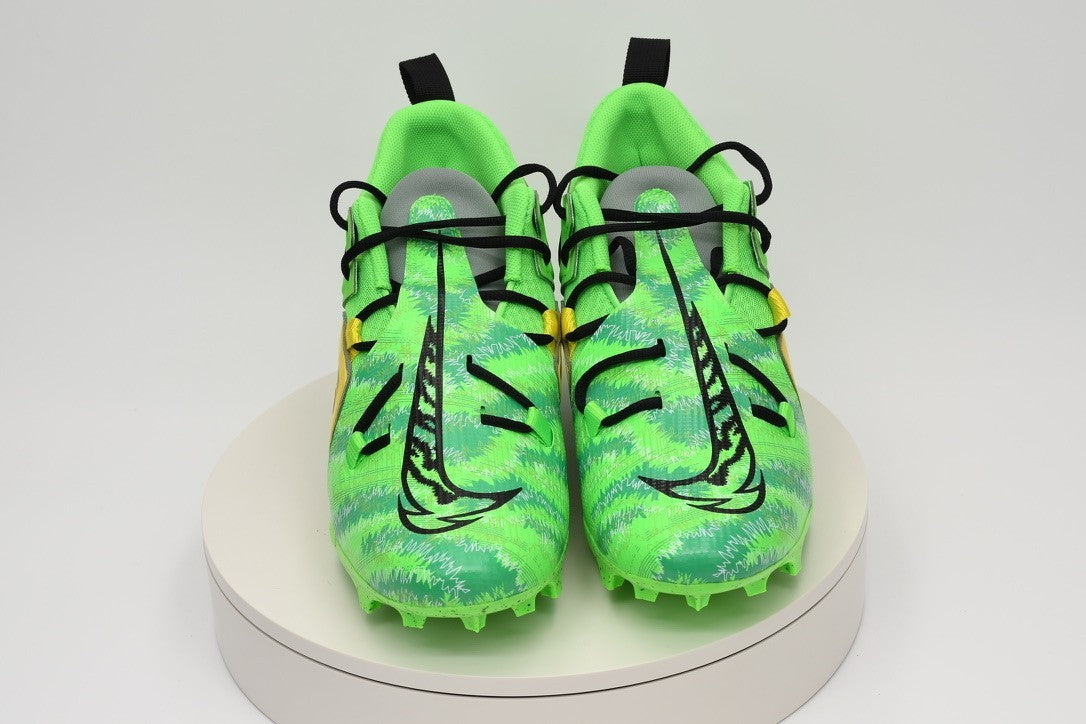 Nike Alpha Menace Pro 3 Football M 11.5 Green Strike/Black Cleats FB8442-303