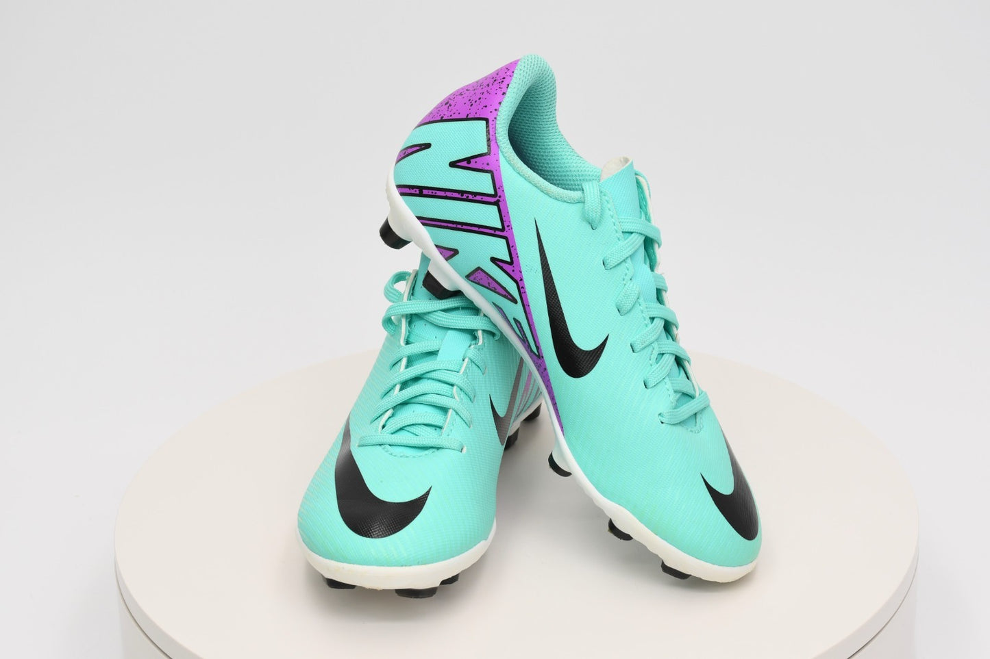 Nike Jr. Vapor 15 Club FG/MG Soccer Cleats Kids Size 1Y DJ5958-300